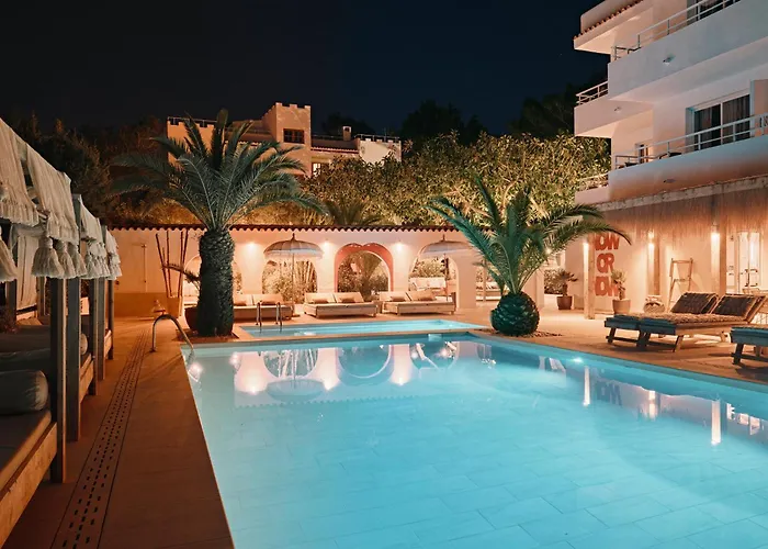 Secret Oasis Ibiza-Only Adults Aparthotel San Antonio  photo