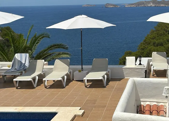 Hostal Cala Moli Cala Tarida  photo