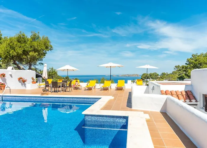 Hostal Cala Moli Cala Tarida  photo